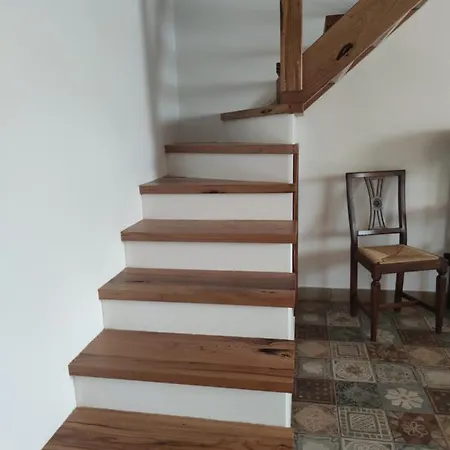 La Pezzuola 53 * Sopralacroce