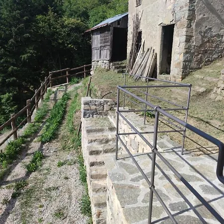 La Pezzuola 53 Sopralacroce