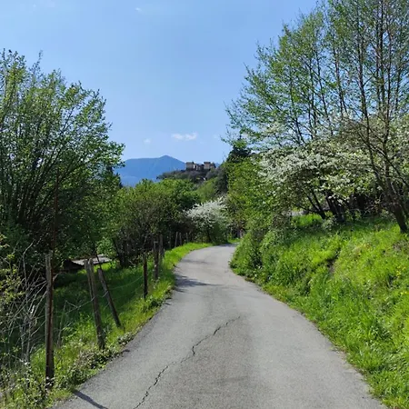 別荘 La Pezzuola 53 *